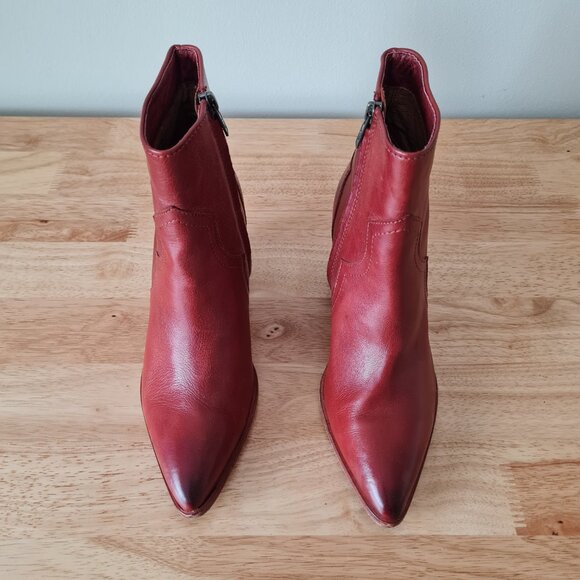 Frye Flynn Ankle Boots Booties Zip Block Heel Red Clay Pointed Toe 8.5 Leather - Picture 2 of 8